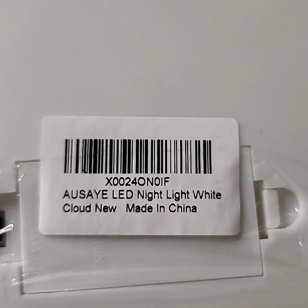 Cloud Shaped LED Night Light - White-Battery Powered - Picture 5 of 5